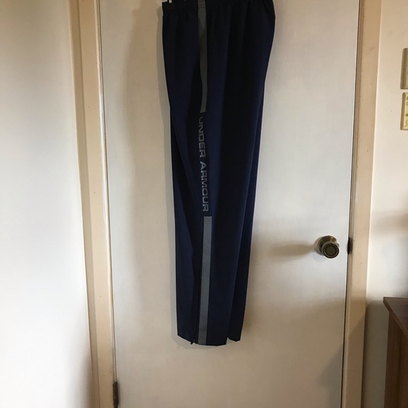 Under Armour Set - Picture 14 of 16